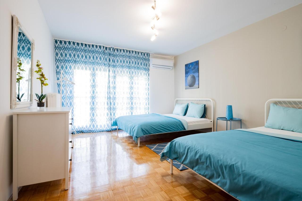 !Promo! Blue Amber Downtown-Free Private Garage-Fast Wi-Fi Apartment Novi Sad Exterior photo